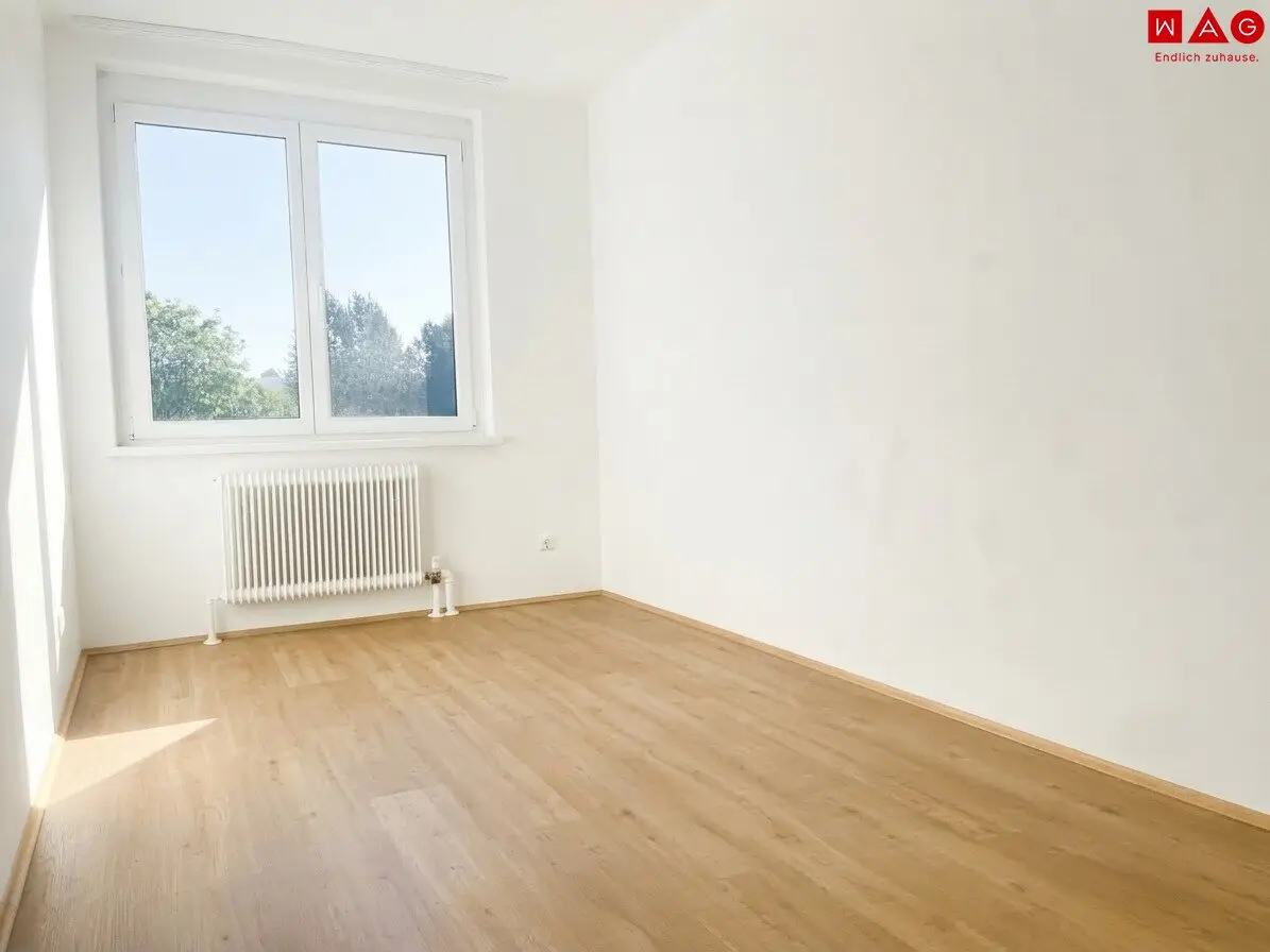 Hochwertig sanierte 3-Zimmer-Wohnung !!!
