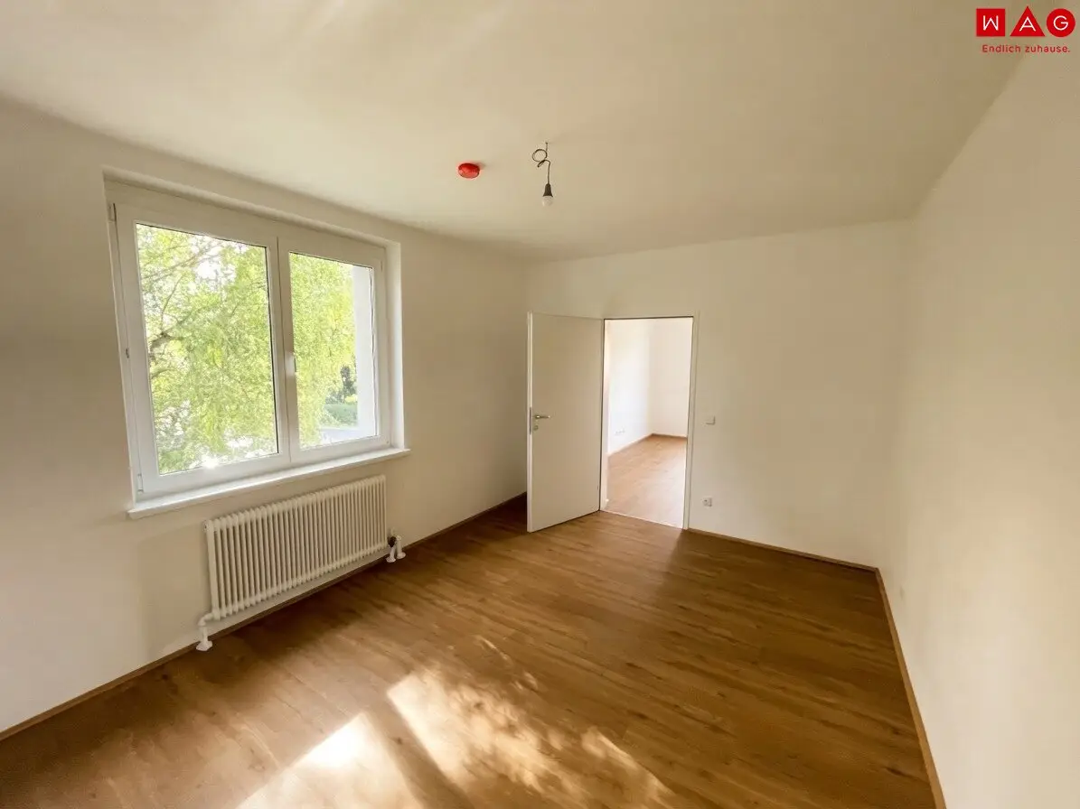 Hochwertig sanierte 3-Zimmer-Wohnung !!!
