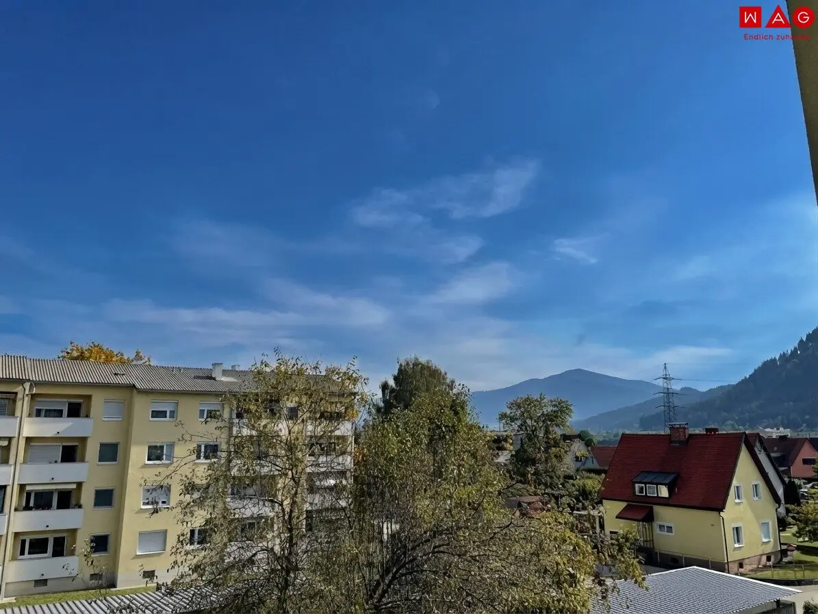 Einladende Familienwohnung mit Loggia!