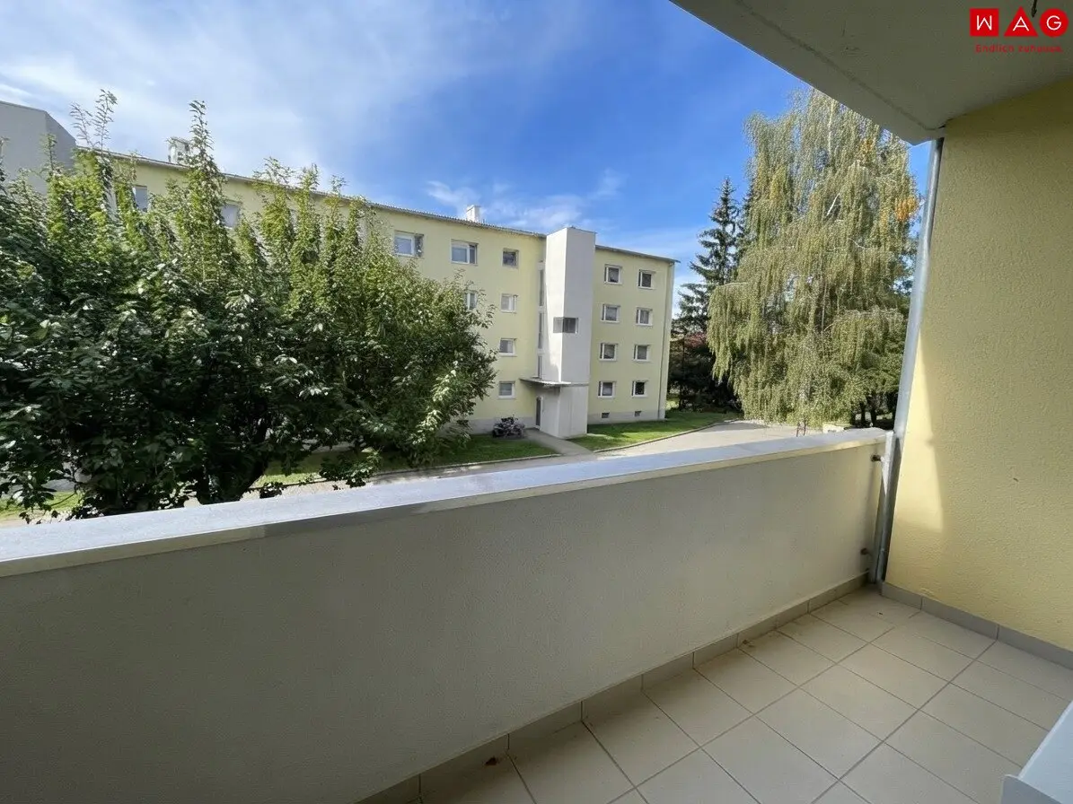 Nette Familienwohnung mit Loggia!