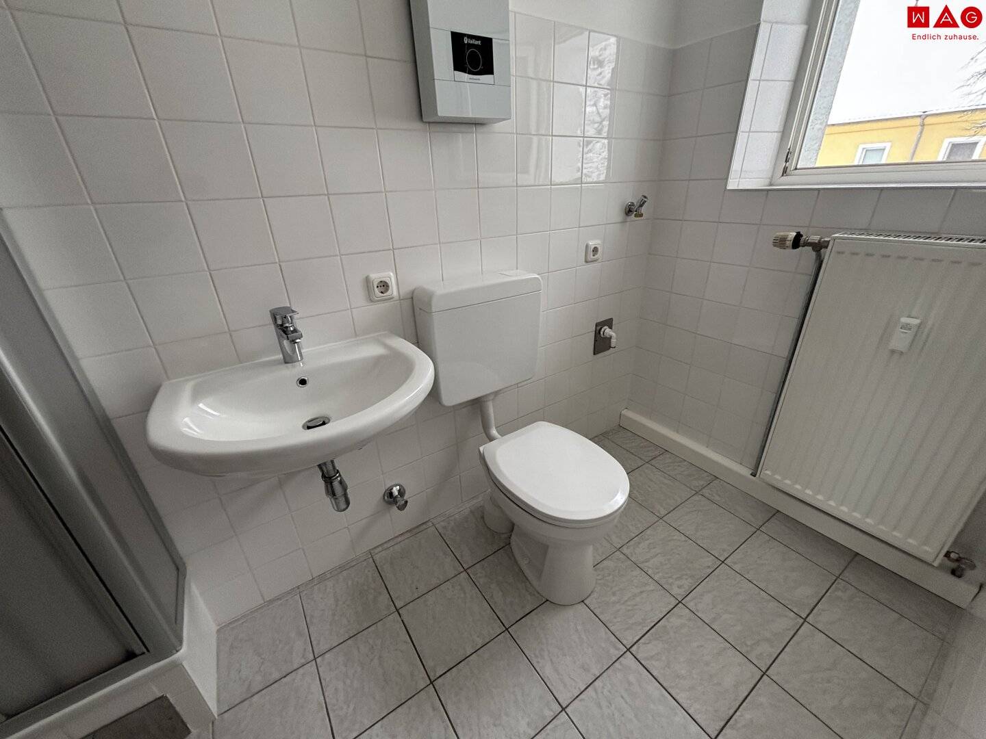 Idyllisches Wohnerlebnis in urbaner Lage steht für Sie bereit! Ruhig und grün gelegen wird Erholung pur geboten - gleichzeitig sorgt die erstklassige Infrastruktur für kurze Wege! Sofort verfügbar!