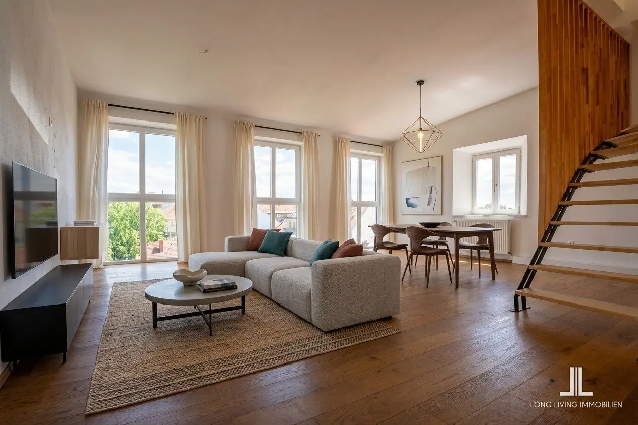 Exklusive Penthouse-Maisonettewohnung mit Dachterrasse und Blick über das Herz-Jesu-Viertel