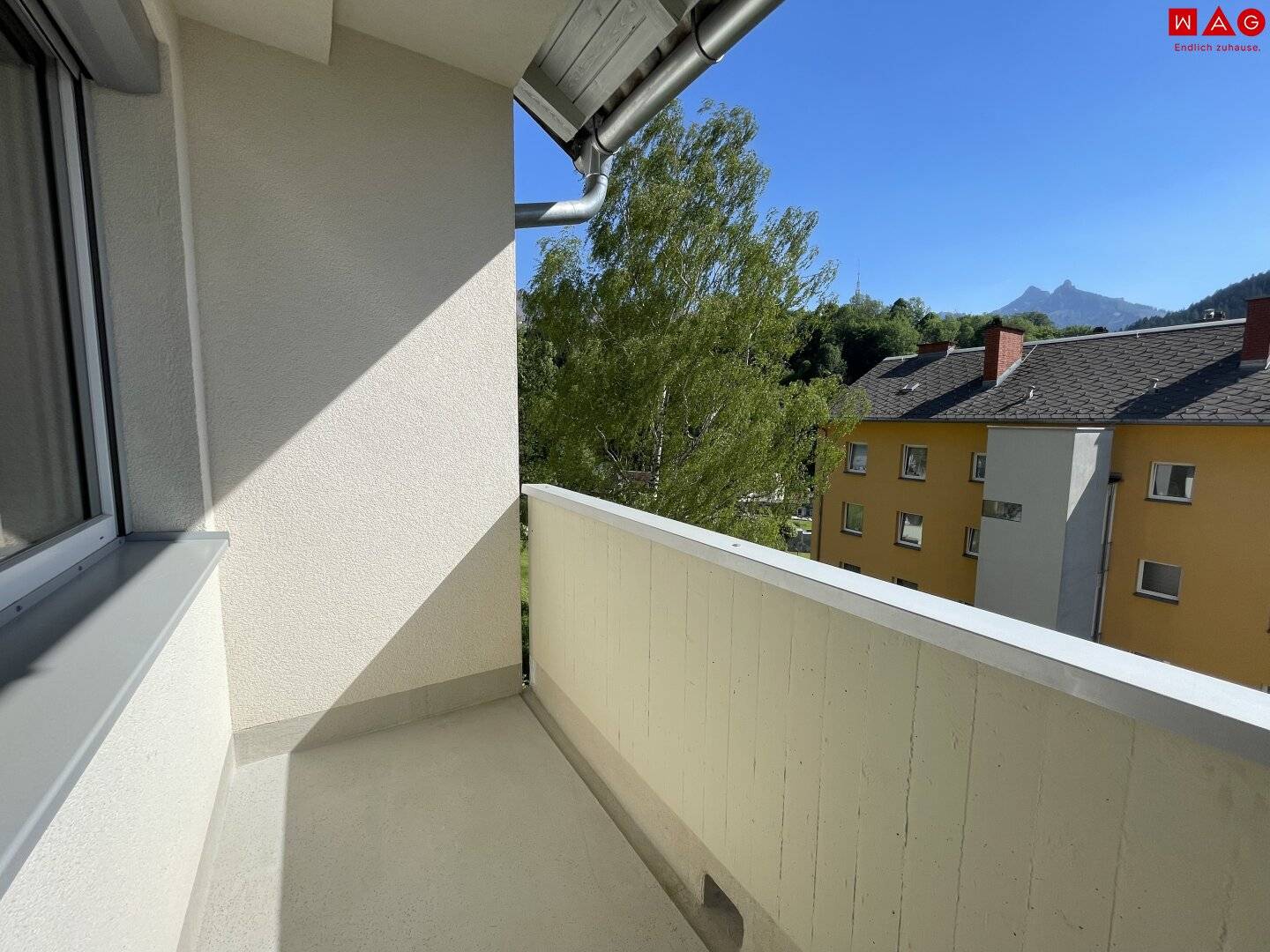 Sonnige 2-Zimmerwohnung mit Balkon und Parkplatz