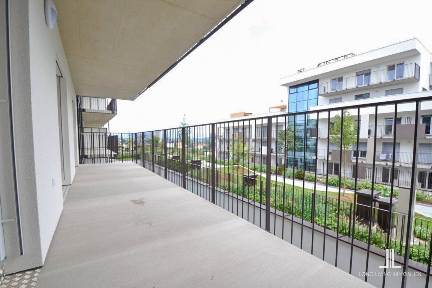 Attraktive Anlegerwohnung mit großem Balkon im 4. Obergeschoss_41