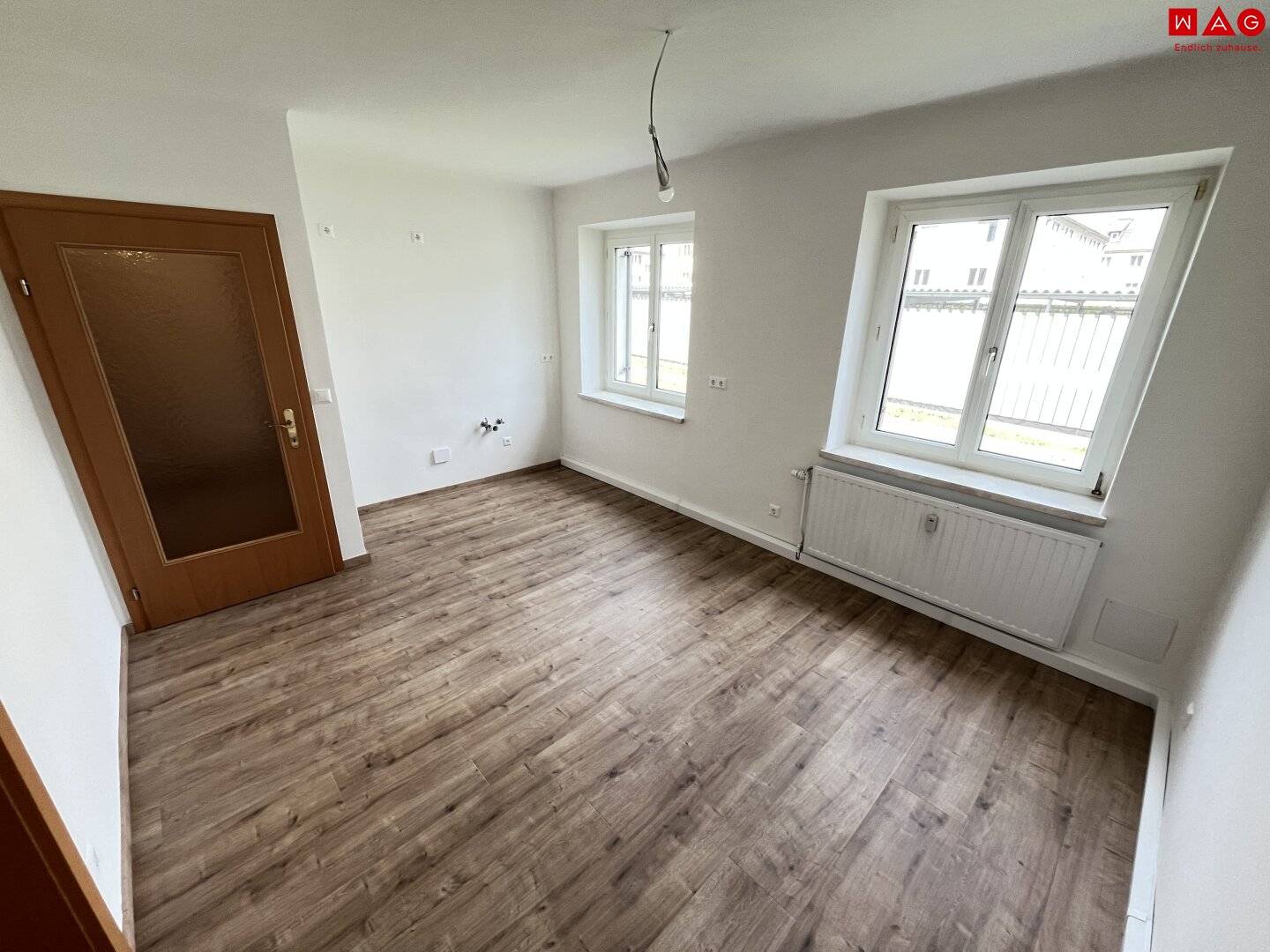 Erstbezug nach Komplettsanierung!