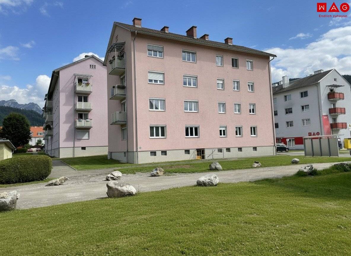 Sanierte Kleinwohnung im Erdgeschoß