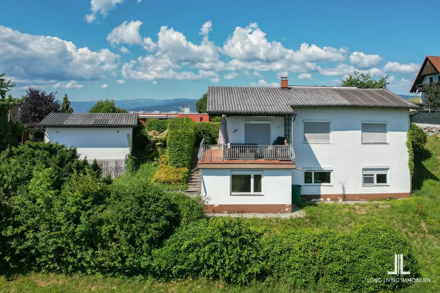 Einfamilienhaus in Bestlage – Traumhafte Aussicht & großes Potenzial