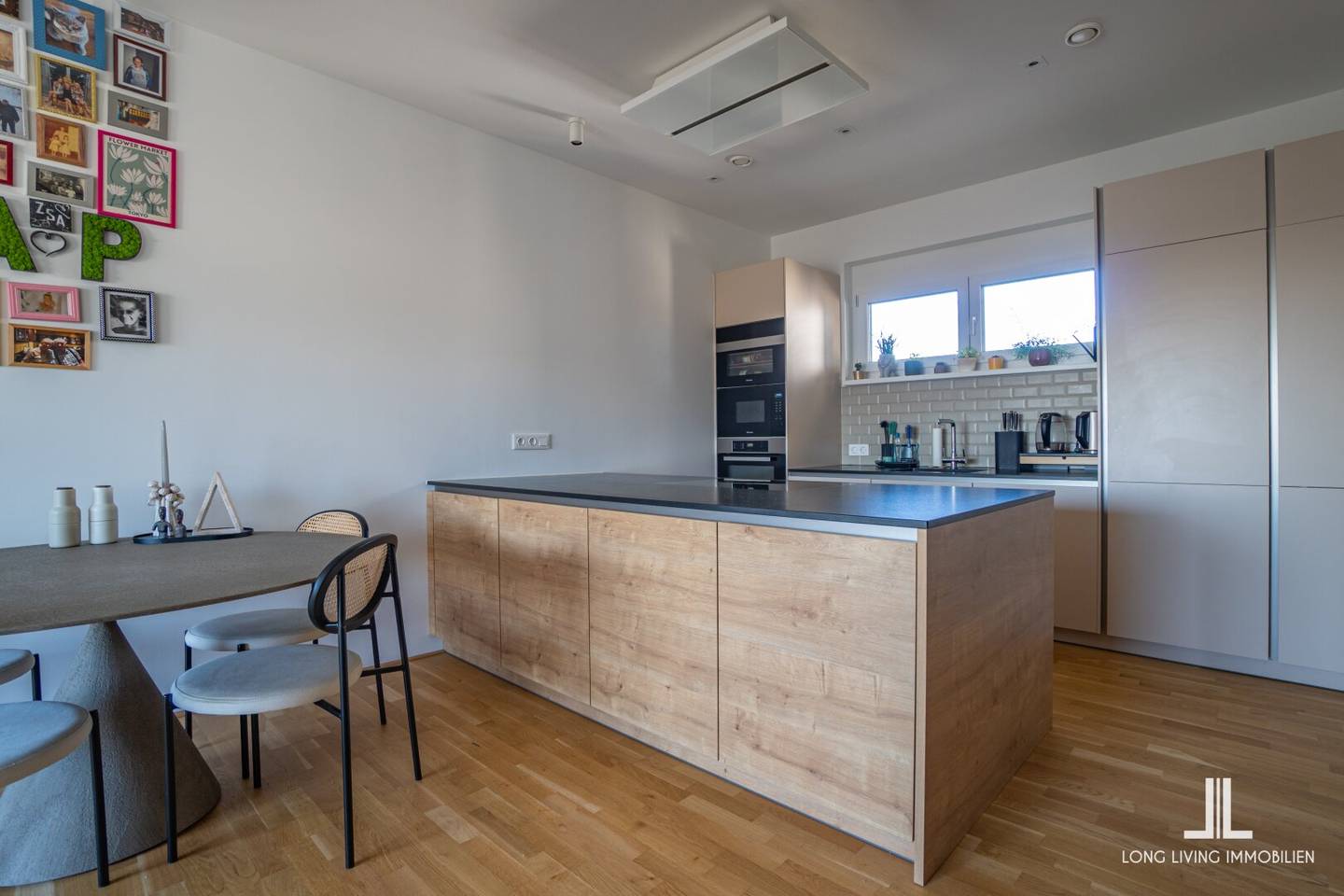 Preis inklusive Tiefgarage - Exklusive 3-Zimmer-Wohnung Südterrasse & Top-Ausstattung