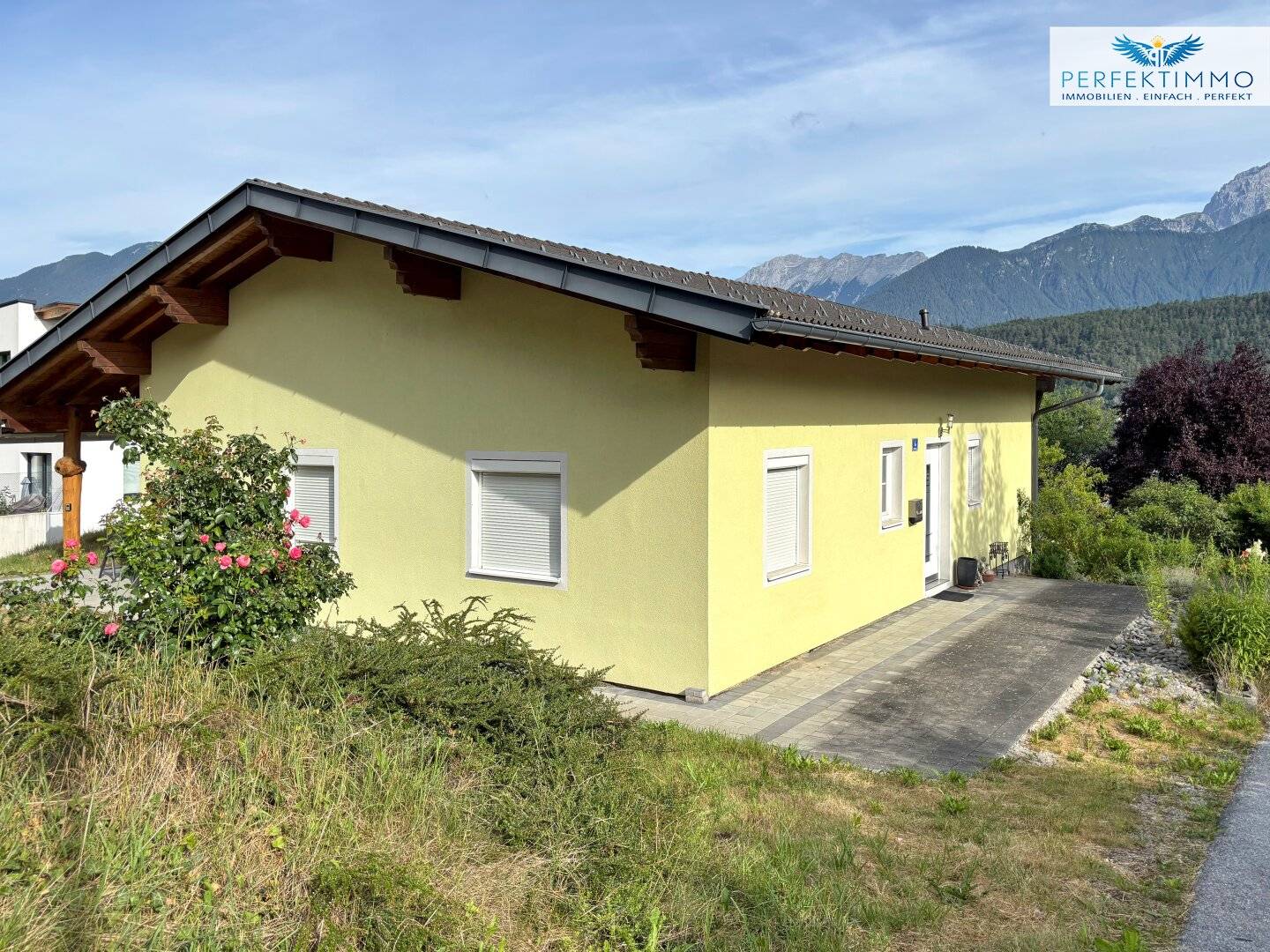Schönes Einfamilienhaus mit Einliegerwohnung