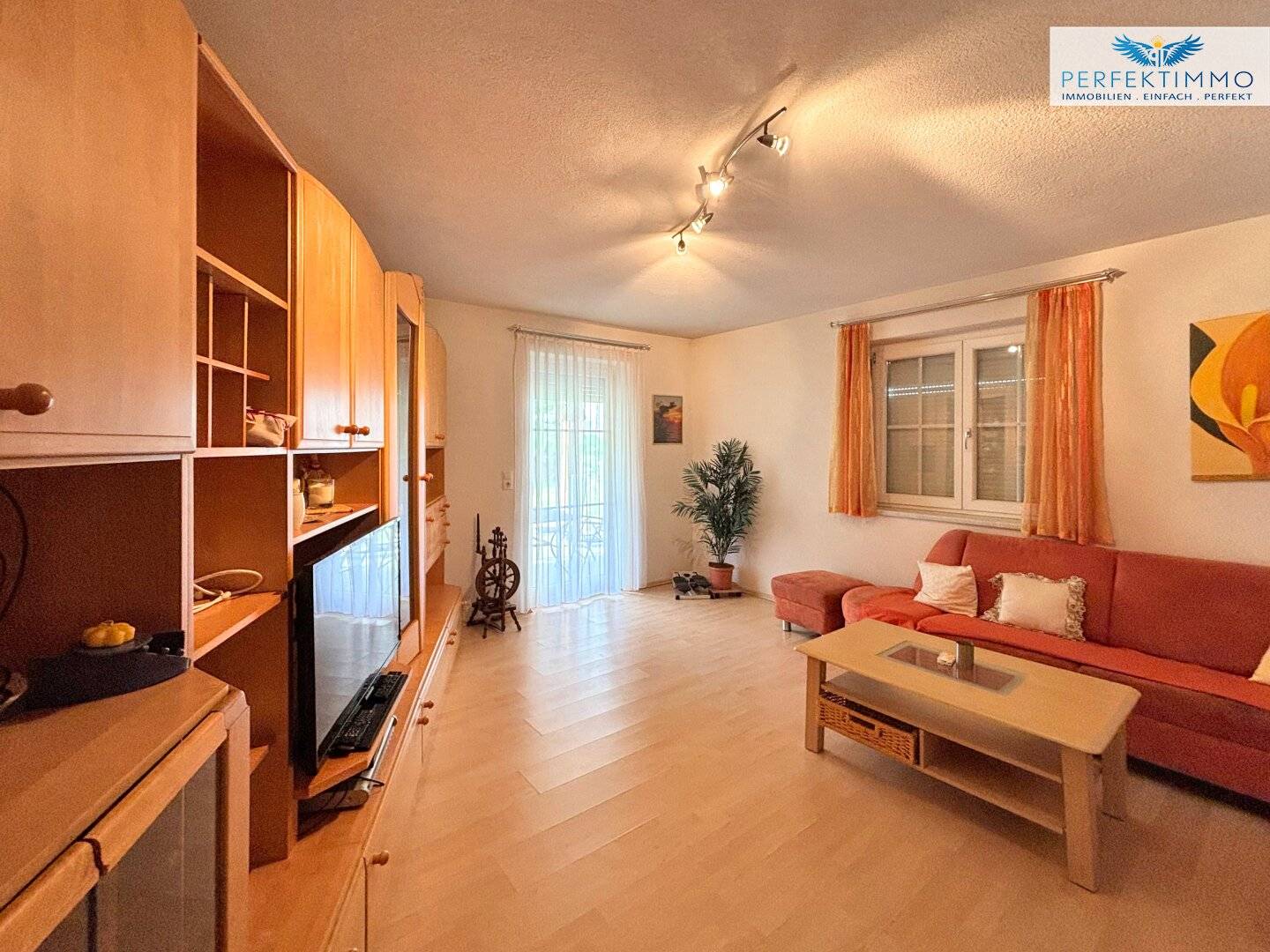 Schönes Einfamilienhaus mit Einliegerwohnung