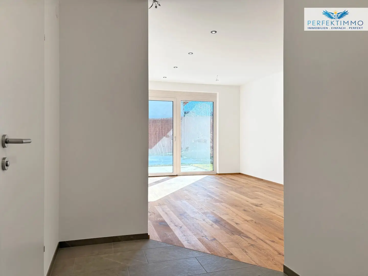 Großartige 2-Zimmer-Neubauwohnung mit Terrasse und Garten - sofort verfügbar!