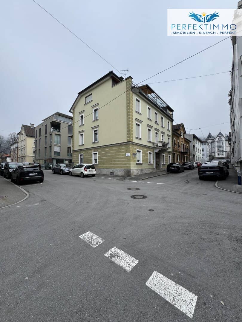 Rarität in der Bergstraße – Stilvolles Zinshaus mit Potenzial in Bestlage von Bregenz