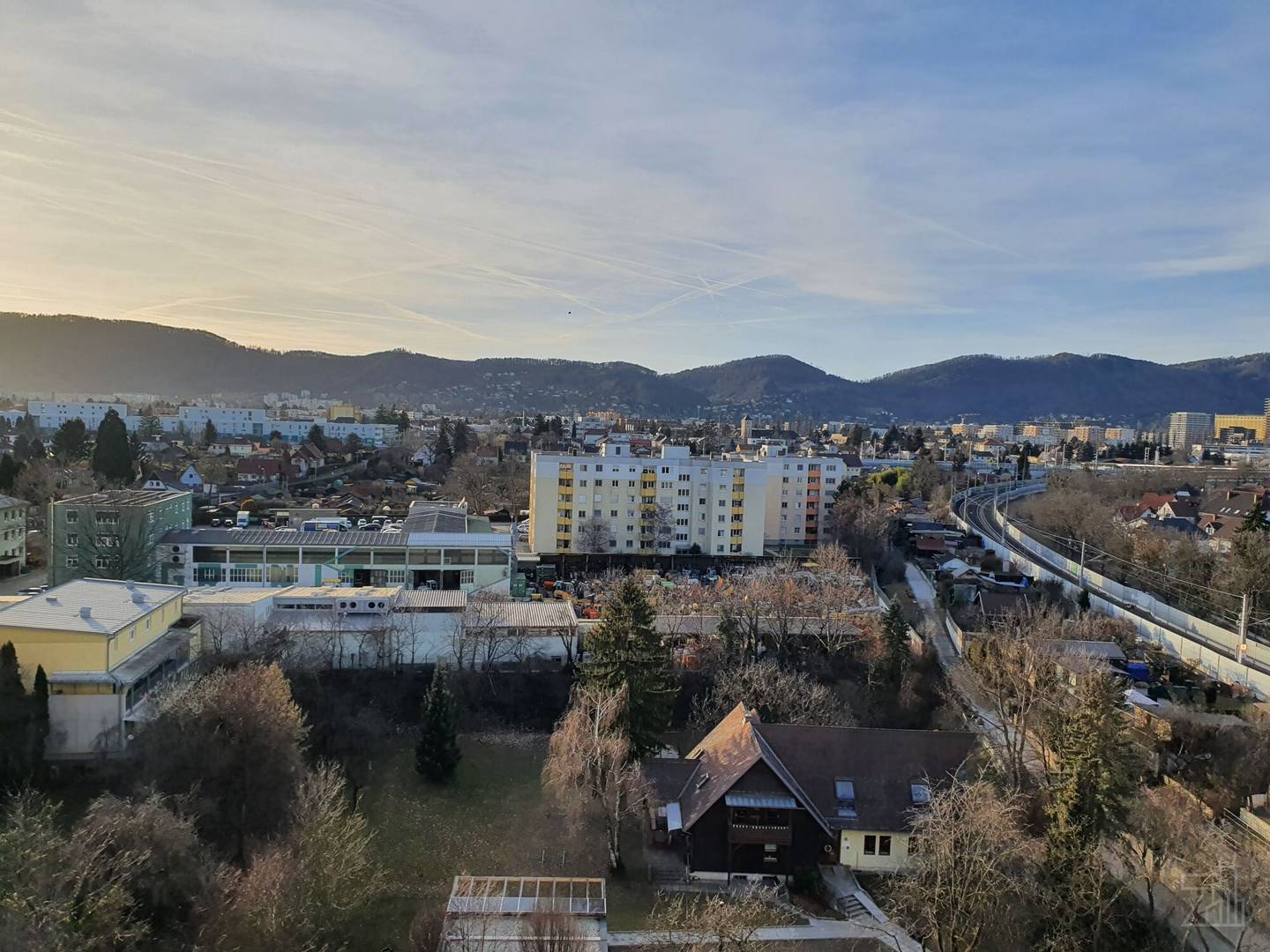 Wohnung mit Balkon unbefristet vermietet