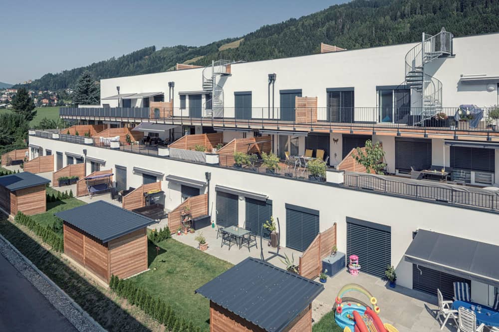 Sonnige 3 Zimmer Wohnung mit Terrasse in Grünlage