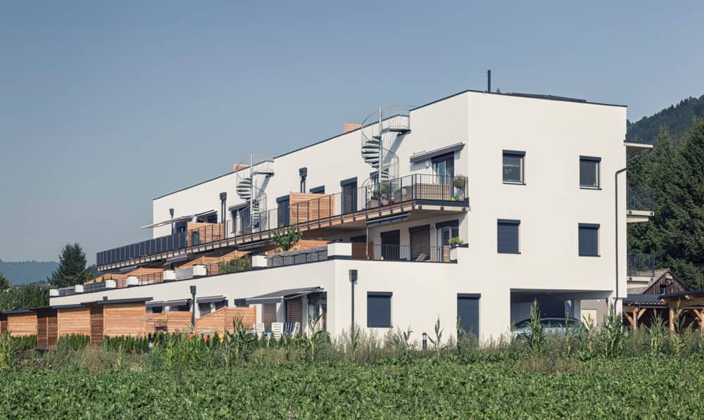 Sonnige 3 Zimmer Wohnung mit Terrasse in Grünlage