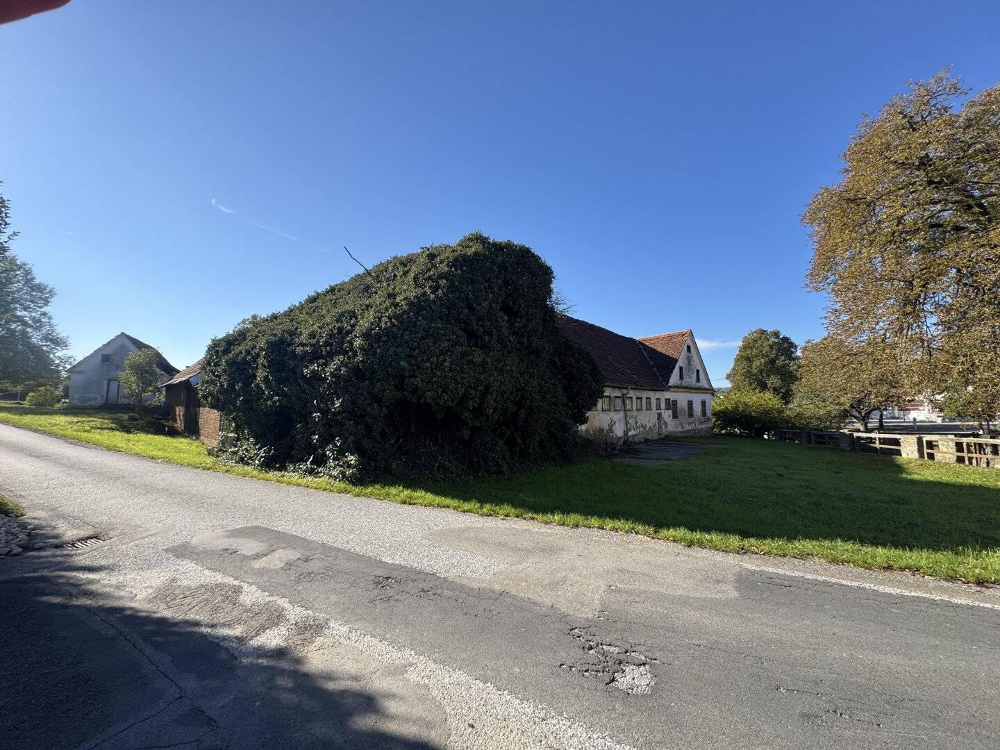 Ehemaliger Bauernhof mit Charme – ideal für Visionäre und Handwerker, sanierungsbedürftig! Preis VB!!