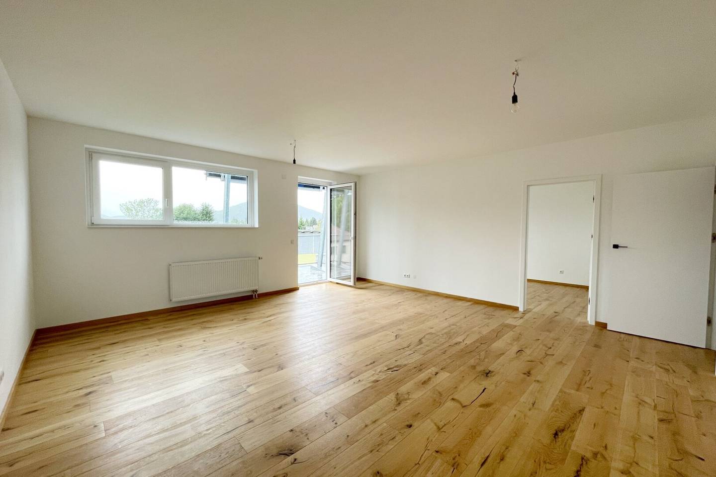 Helle 3-Zimmer-Wohnung mit separater Küche und sonnigem Balkon!