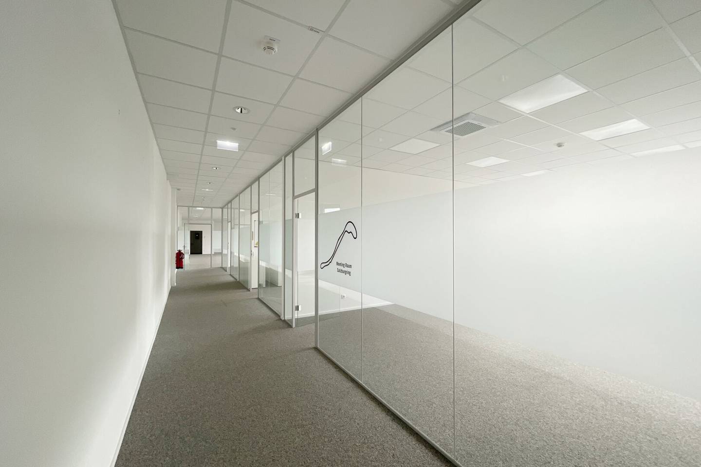 Moderne Bürofläche nahe A2 | ca. 287 m² mit 10 eigenen Parkplätzen