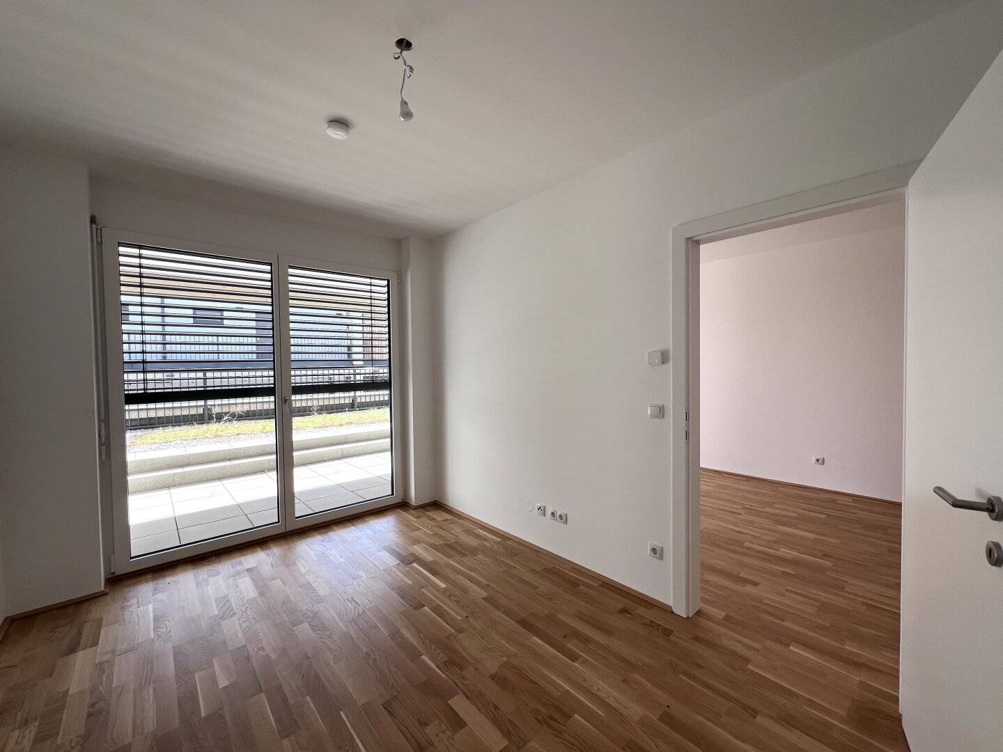 Kompakte freundliche 2 Zimmerwohnung mit großer Freifläche