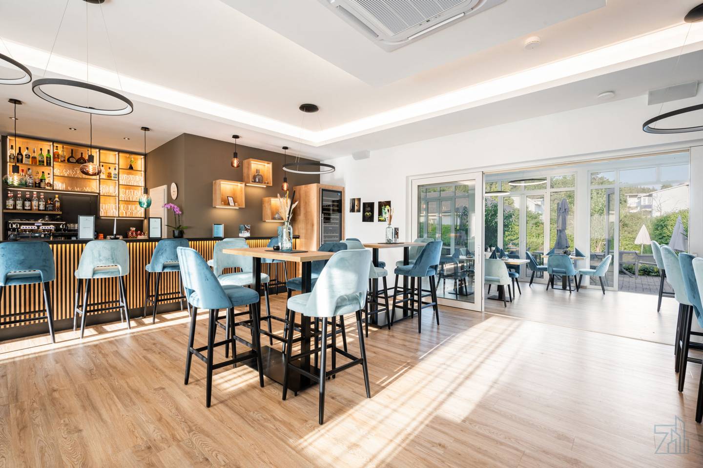 Anlegerwohnung Zweizimmer Balkon Pool