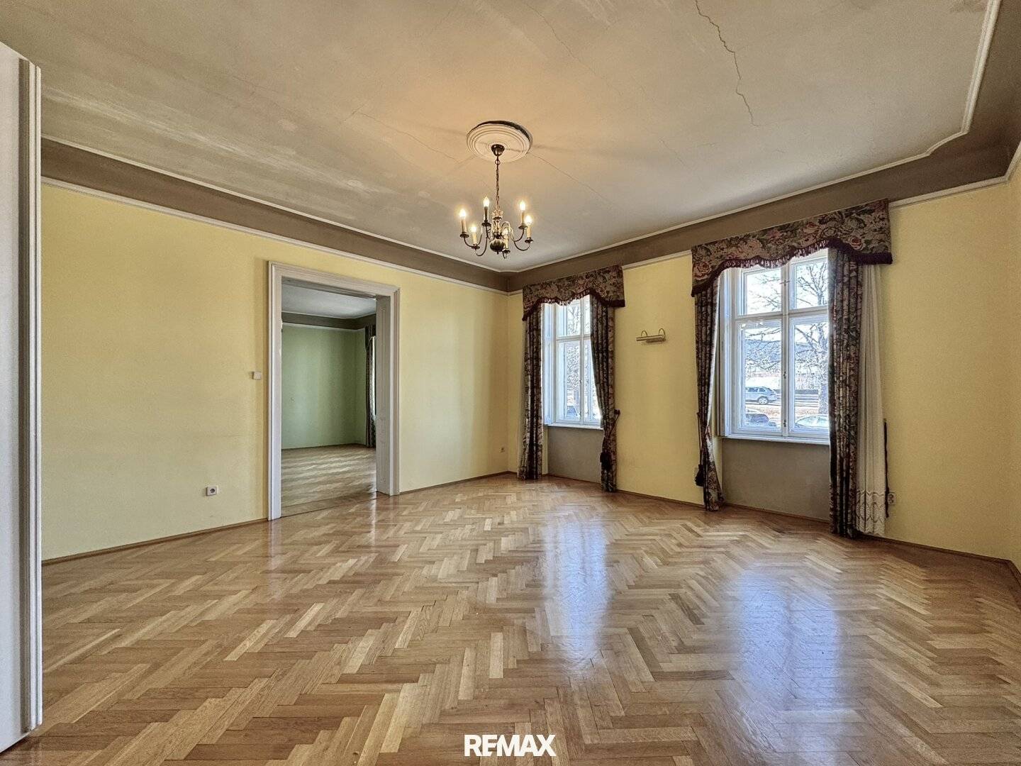 Großzügiges Stadthaus mit Potential in Ternitz