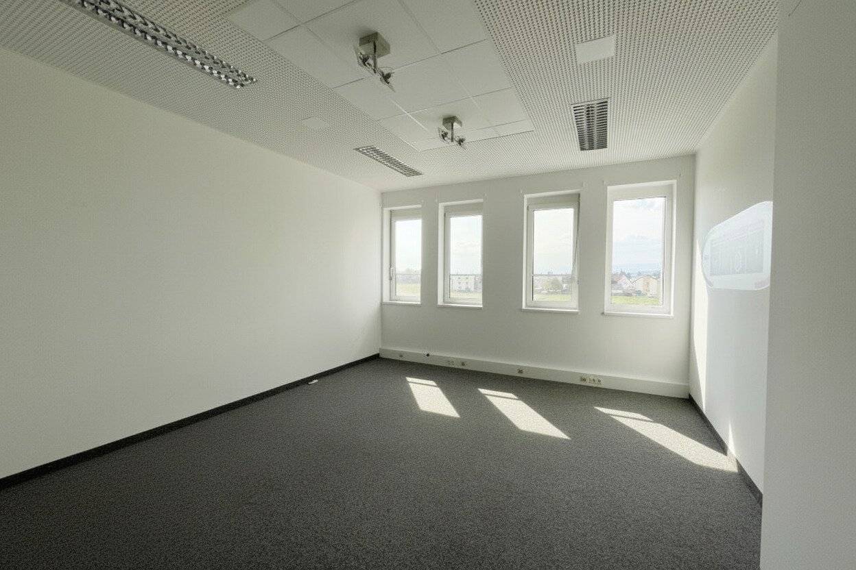 Büro mieten Graz – Moderne Bürofläche / Gewerbefläche / Office Space mit Balkon & Klimaanlage – 8042 Graz Messendorf