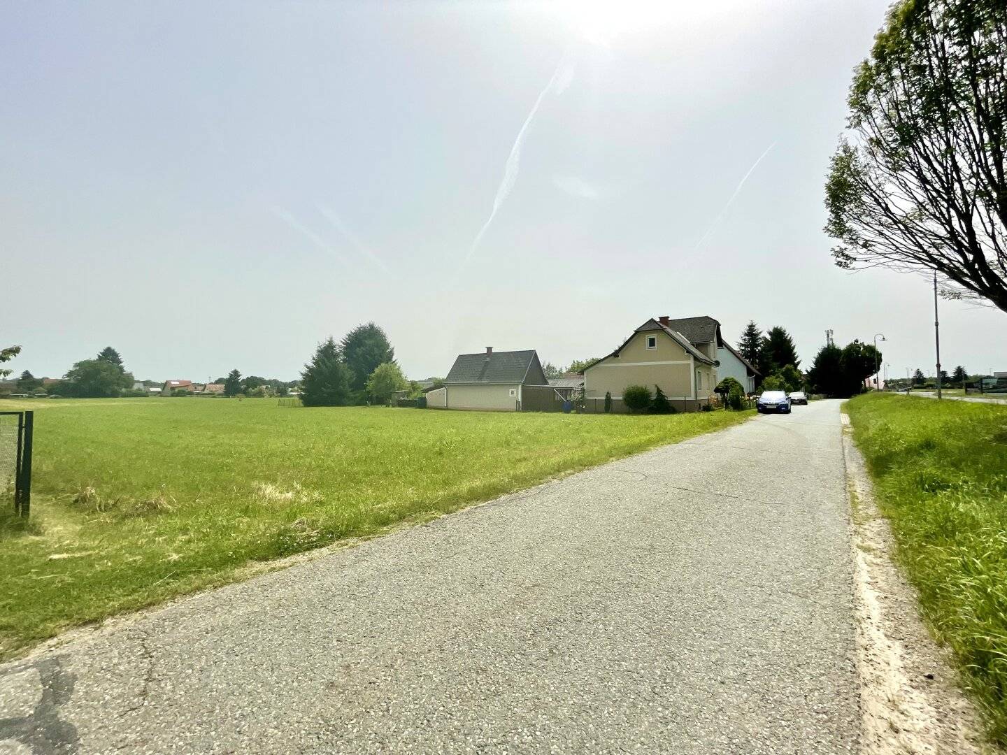 Baubewilligtes Wohnbauprojekt mit 12 Wohneinheiten und 18 überdachten PKW Abstellplätzen