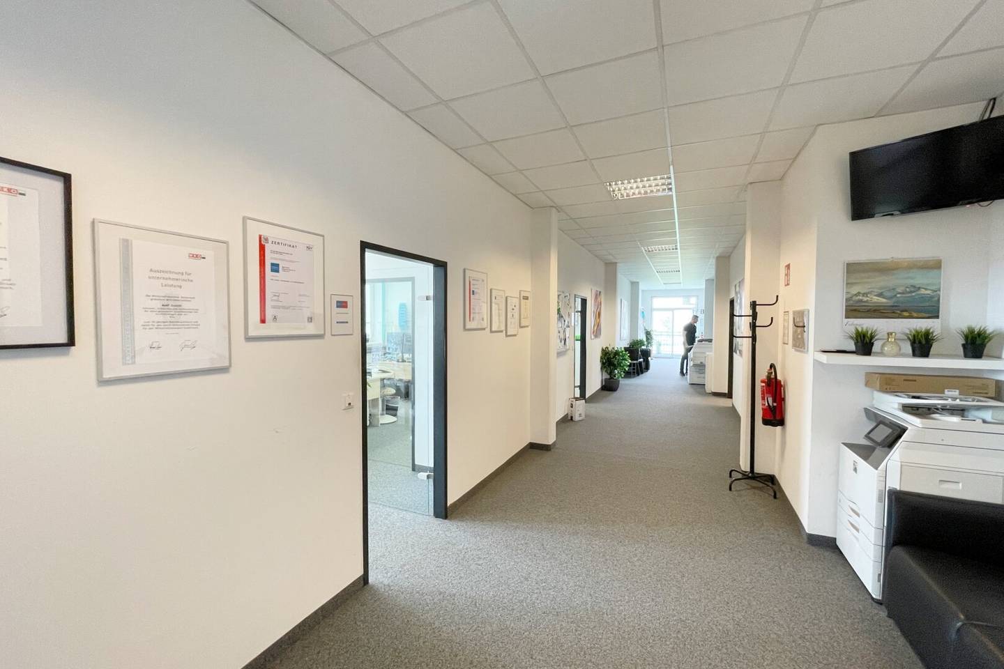 Moderne Bürofläche in Graz-Messendorf (8042) mieten – Gewerbeimmobilie mit ca. 292m²