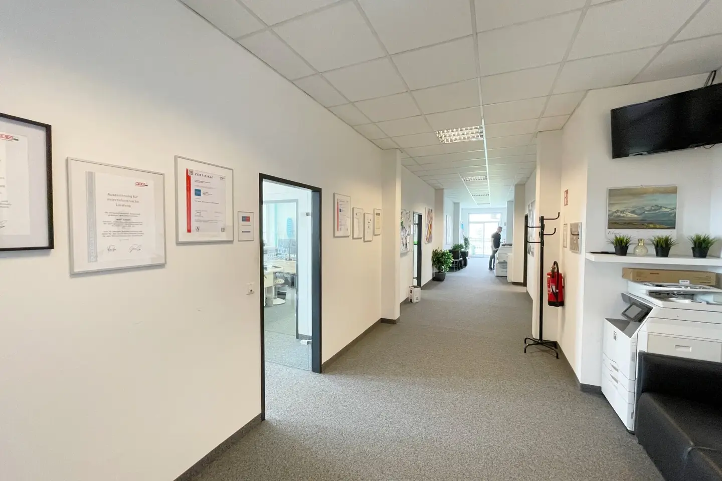 Moderne Bürofläche in Graz-Messendorf (8042) mieten – Gewerbeimmobilie mit ca. 292m²