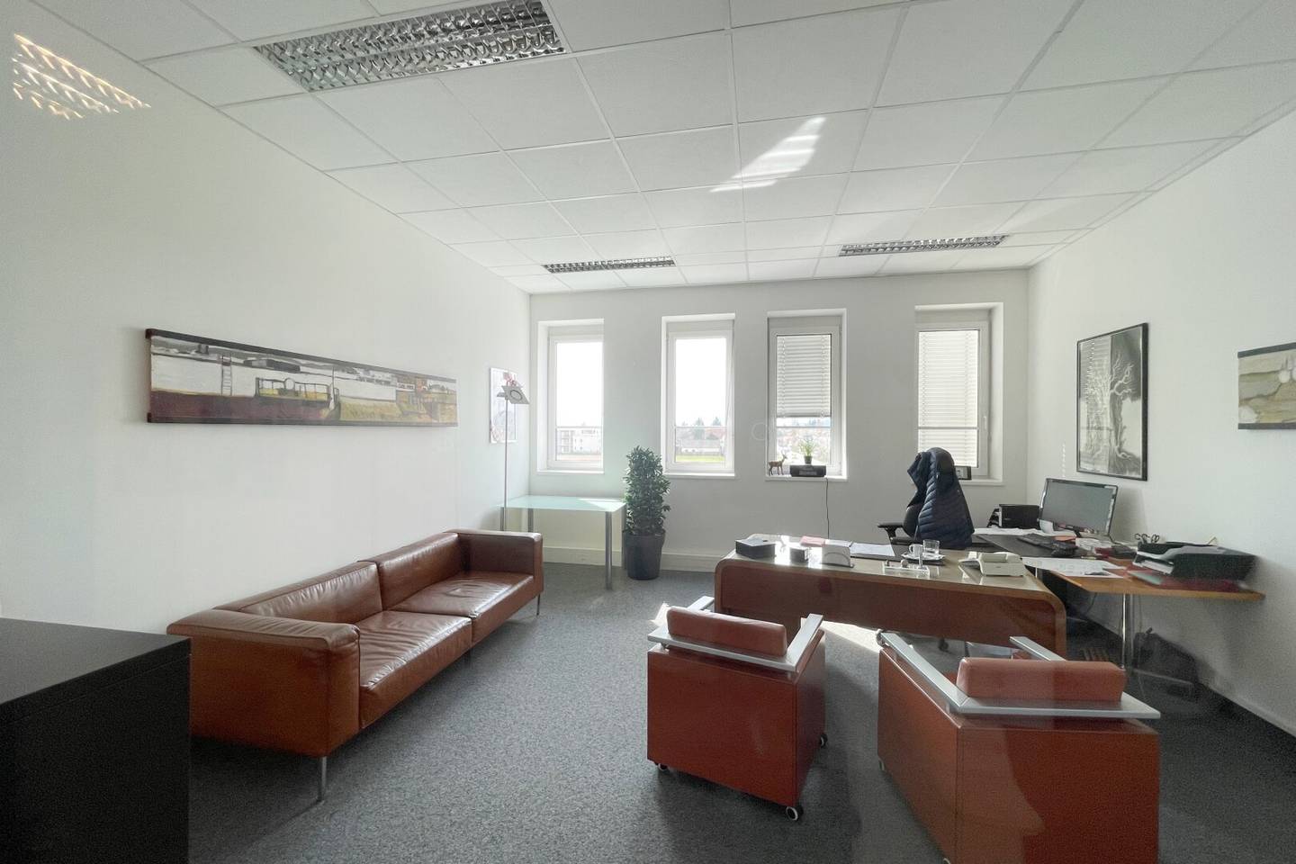 Moderne Bürofläche in Graz-Messendorf (8042) mieten – Gewerbeimmobilie mit ca. 292m²