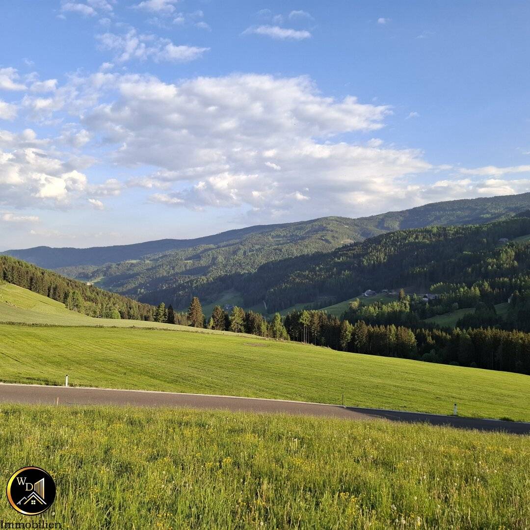 Alpenrefugium auf 1.200 m Seehöhe – ein Ort, wo die Zeit stehen bleibt und der Blick in die Berge verzaubert.“