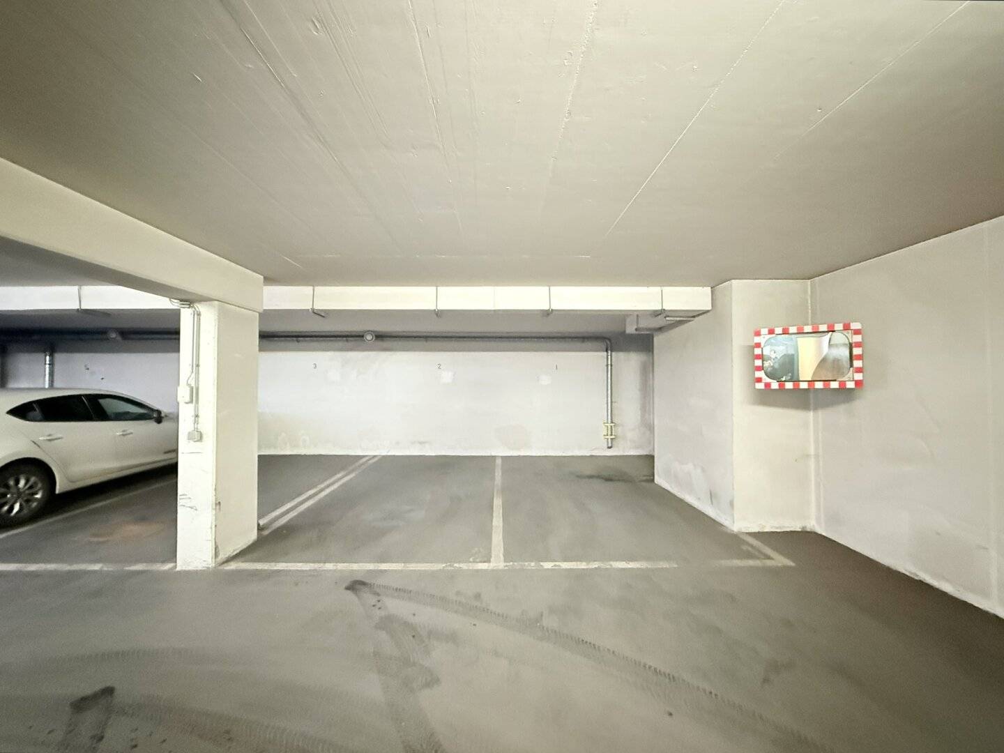 Tiefgarage im Haus