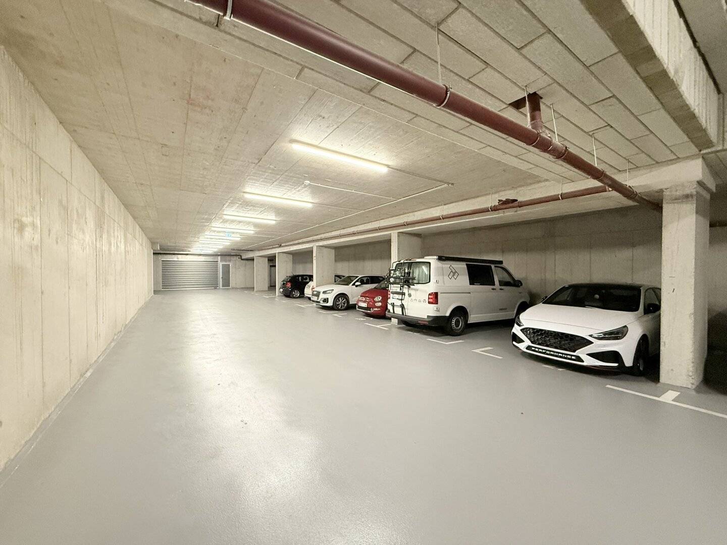 Michael-Reś-Gasse 2 - Garagenstellplatz mit 2,9m Einfahrthöhe gleich bei 32A / Straßenbahnlinie 26!