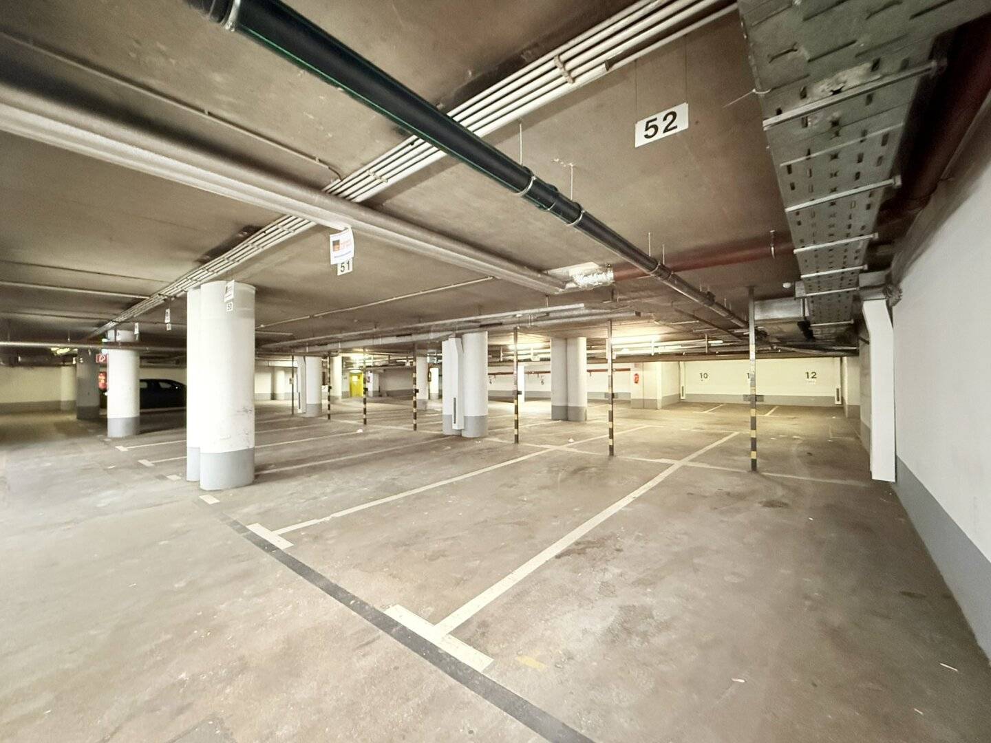 Storchengasse 1 - Garagenstellplatz direkt bei U4 & U6 Längenfeldgasse!
