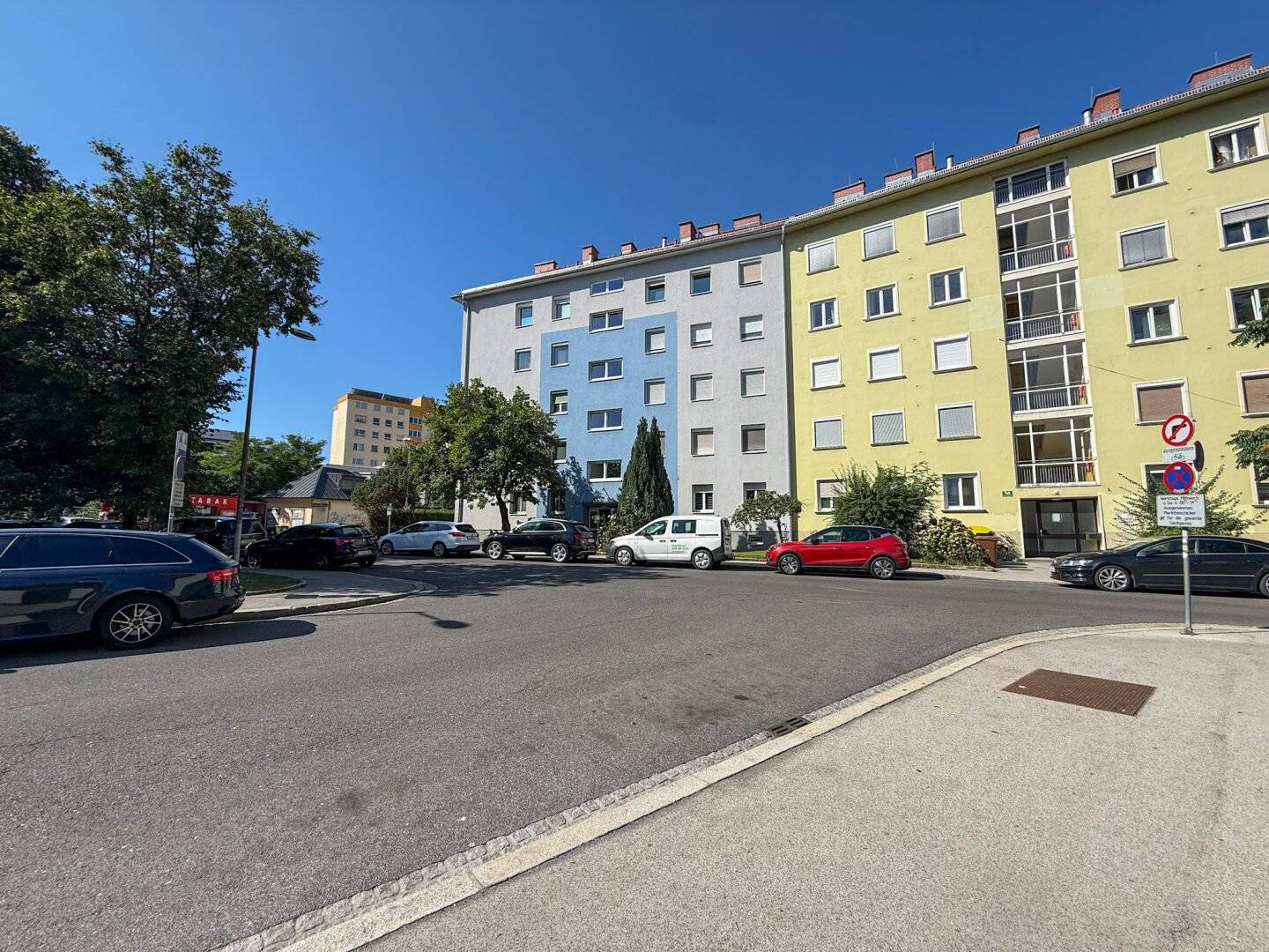 Sonnige 2-Zimmer-Wohnung mit Grünblick
