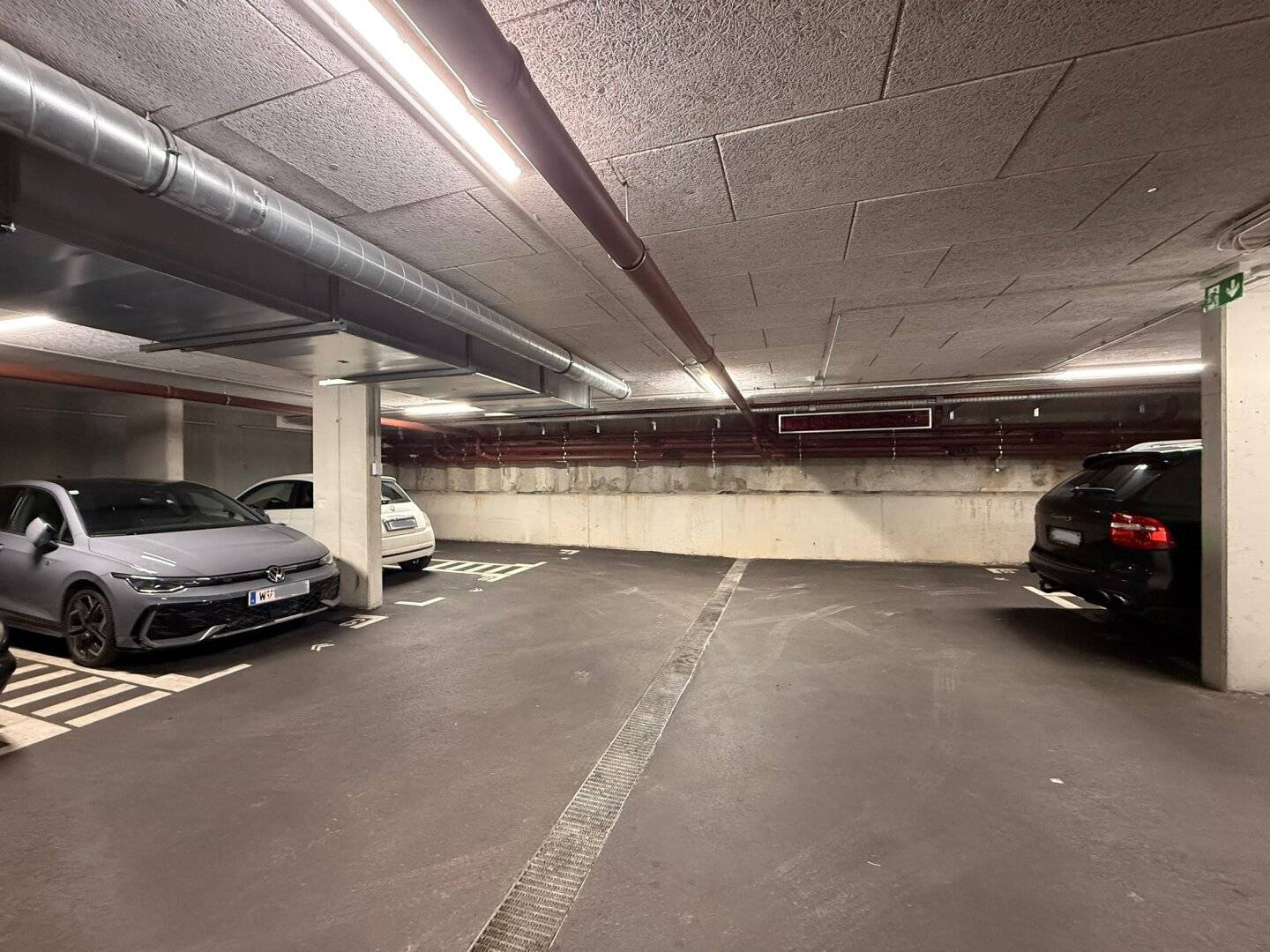 Lindauergasse 2-6 / Thaliastraße 56 - Garagenstellplatz bei Straßenbahn 46 / Haberlgasse / U6 Thaliastraße!