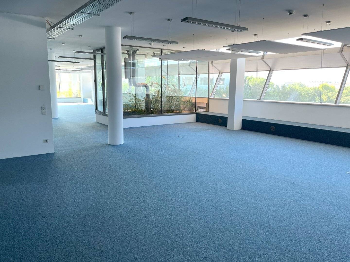Attraktiver Preis: Hochwertig ausgestattete Bürofläche in einem energieeffizienten Gebäude (Top 2.4) – provisionsfrei