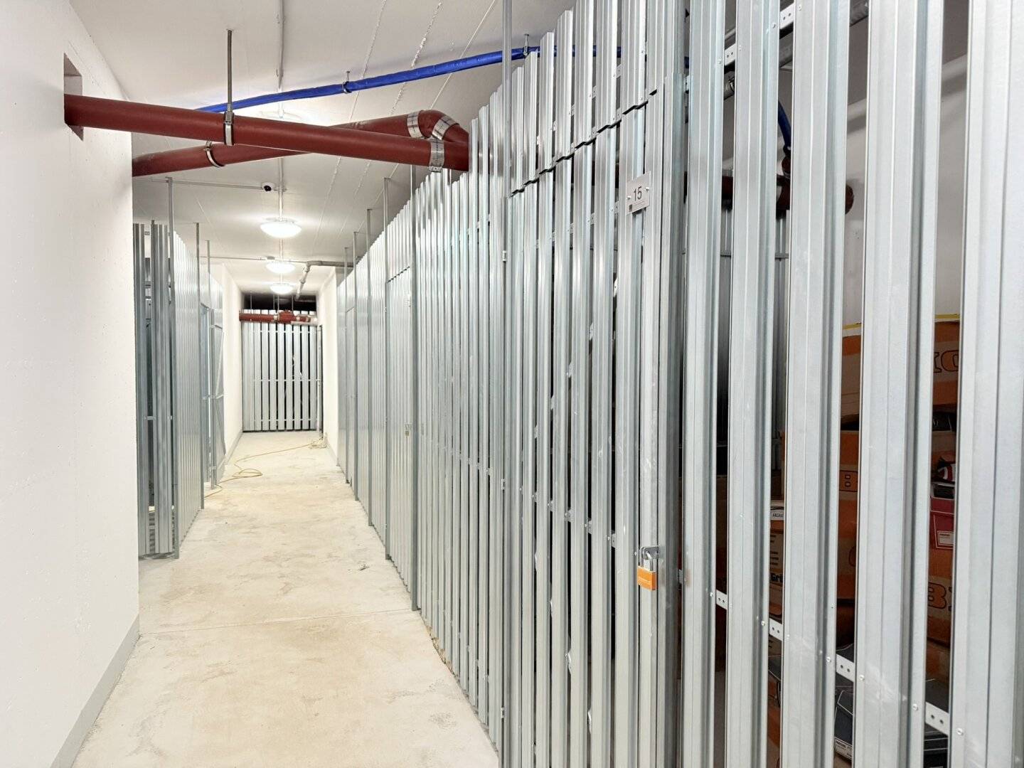 OHNE Provision & Kaution! Altmannsdorfer Str 86-88: 32 m² Lagerraum in bester Lage: direkt per Auto + U6 und Straßenbahn in der Nähe!