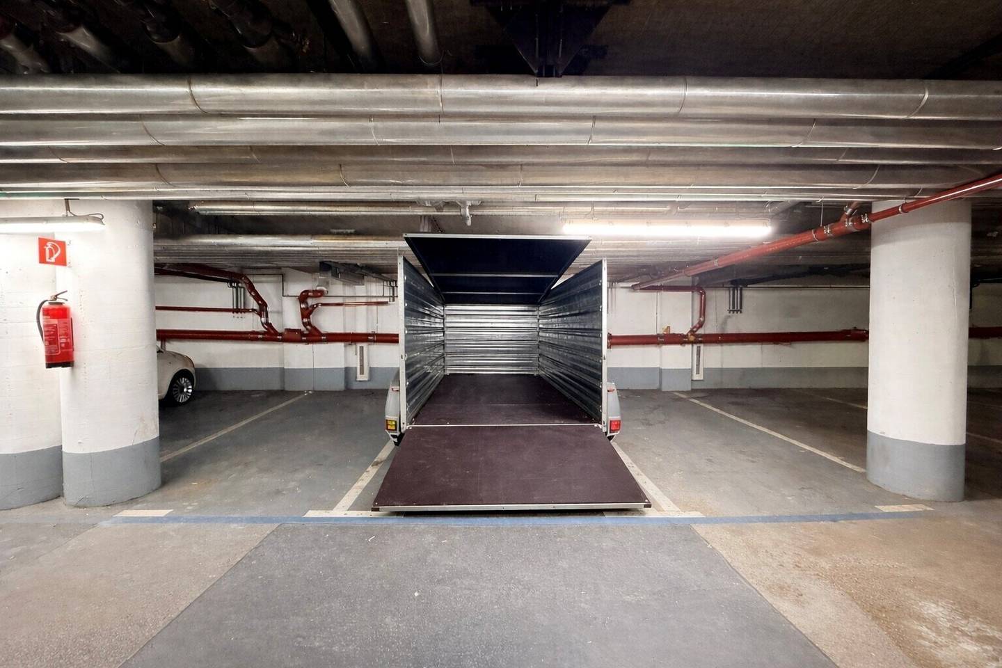 Storchengasse 1 - Sicher, zentral und jederzeit erreichbar: 9m³ Stauraum direkt bei U4 & U6 Längenfeldgasse!