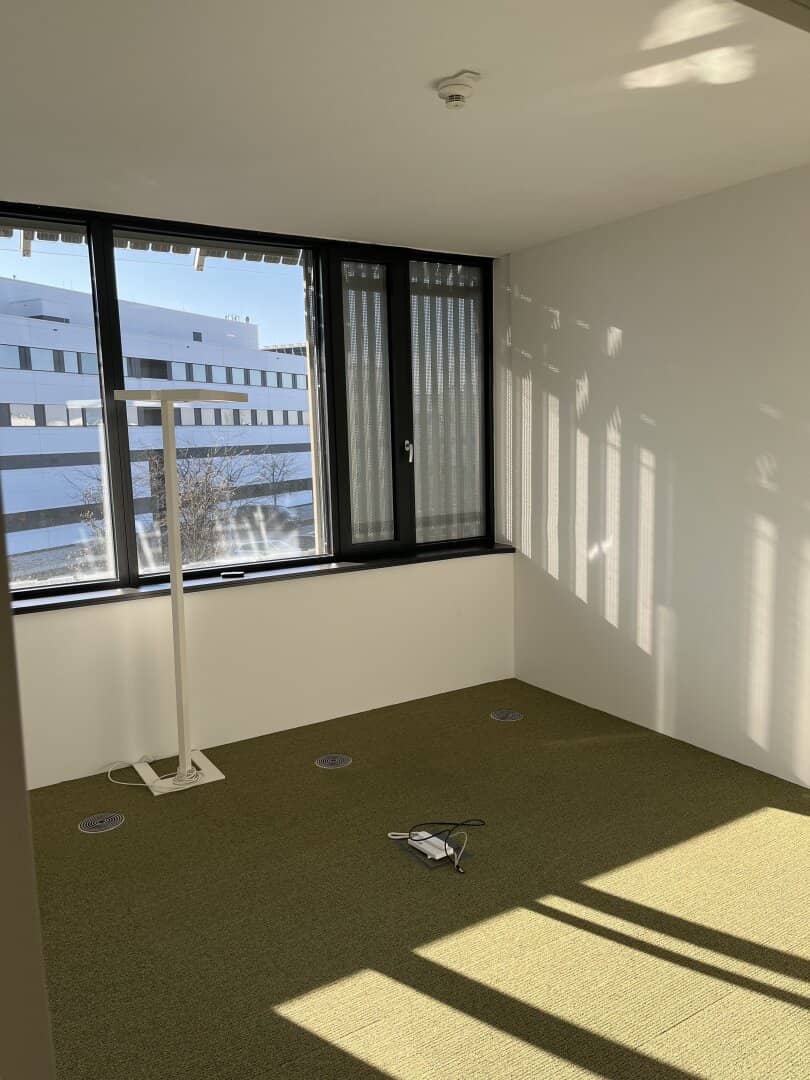 Kleines Büro, große Möglichkeiten – Arbeiten im Technologiezentrum Seestadt
