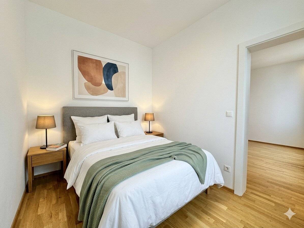 TOP ENERGIEWERTE - PROVISIONSFREIE 3 ZIMMER IN GENERALSANIERTEM GRÜNDERZEITHAUS