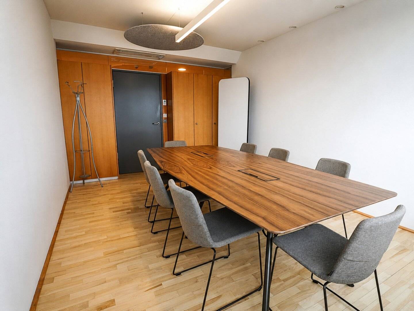 All-In Business Office in Mödling – Work, Connect and Grow!