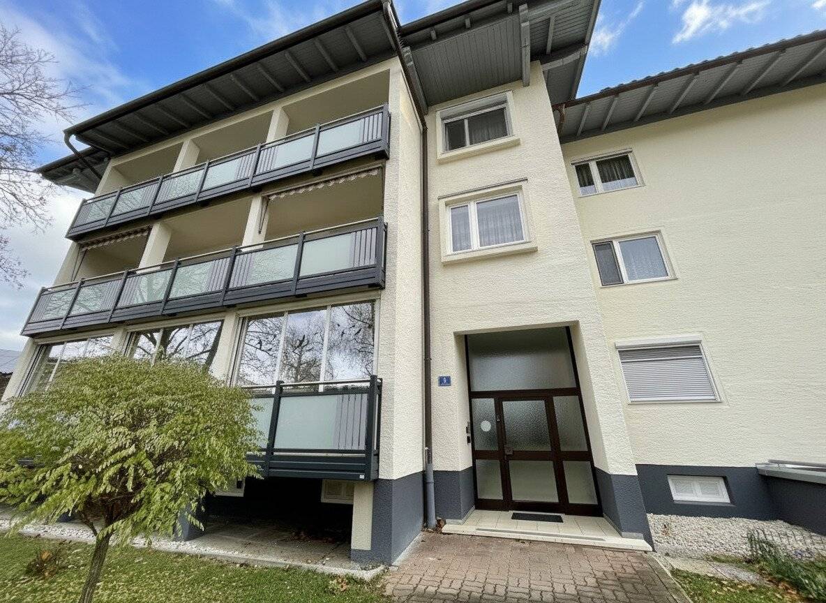 Ruhe und Infrastruktur – Ihre 2-Zimmer-Wohnung mit Loggia und Garage in Oberndorfer Bestlage, Zweitwohnsitz erlaubt!