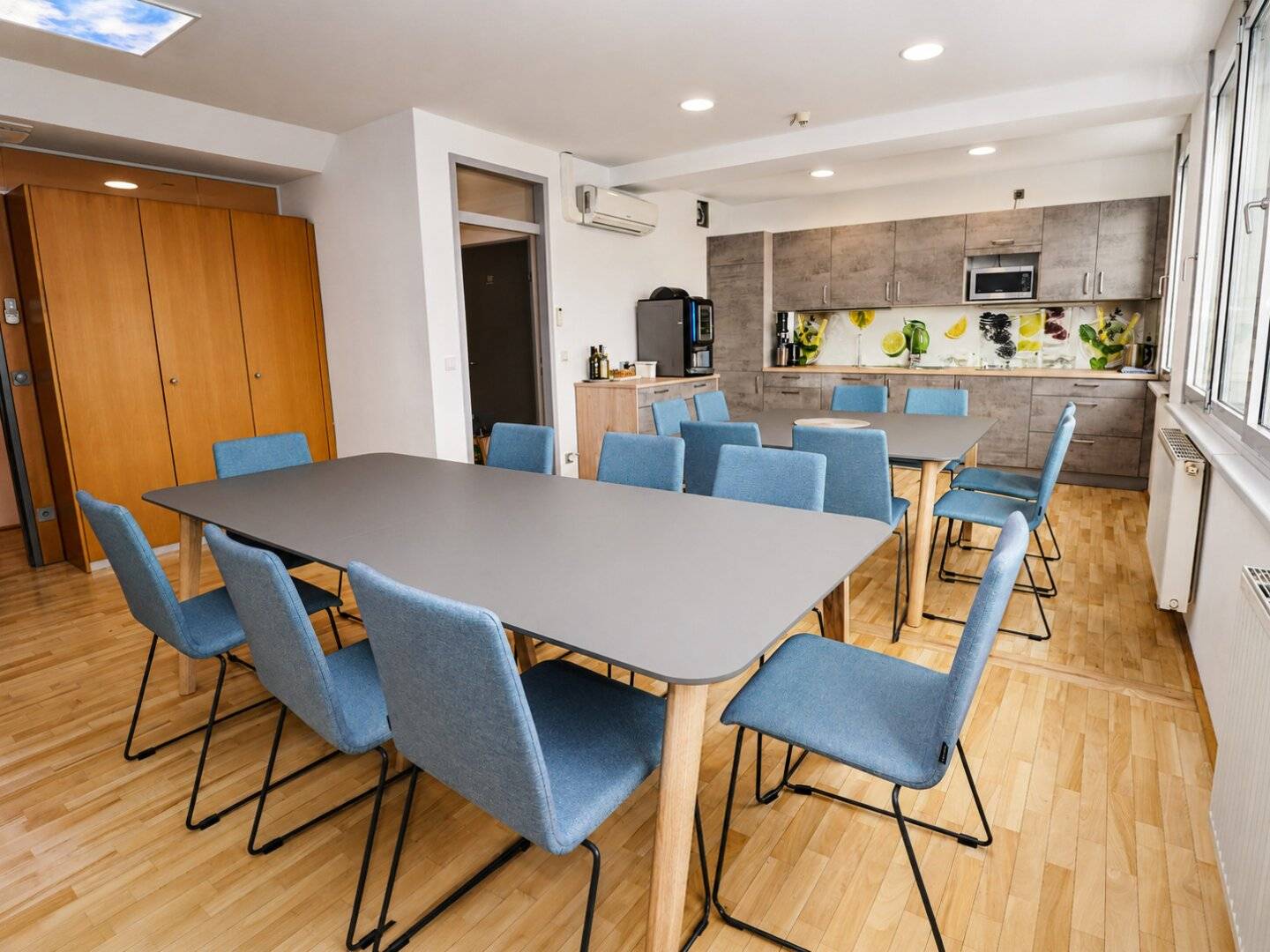 All-In Business Office in Mödling – Work, Connect and Grow!