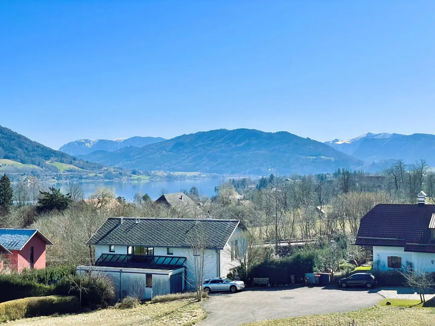 Dachgeschosstraum nahe Mondsee in St. Lorenz am Sonnenhang mit Terrasse und Seeblick - Freizeitwohnsitz erlaubt!