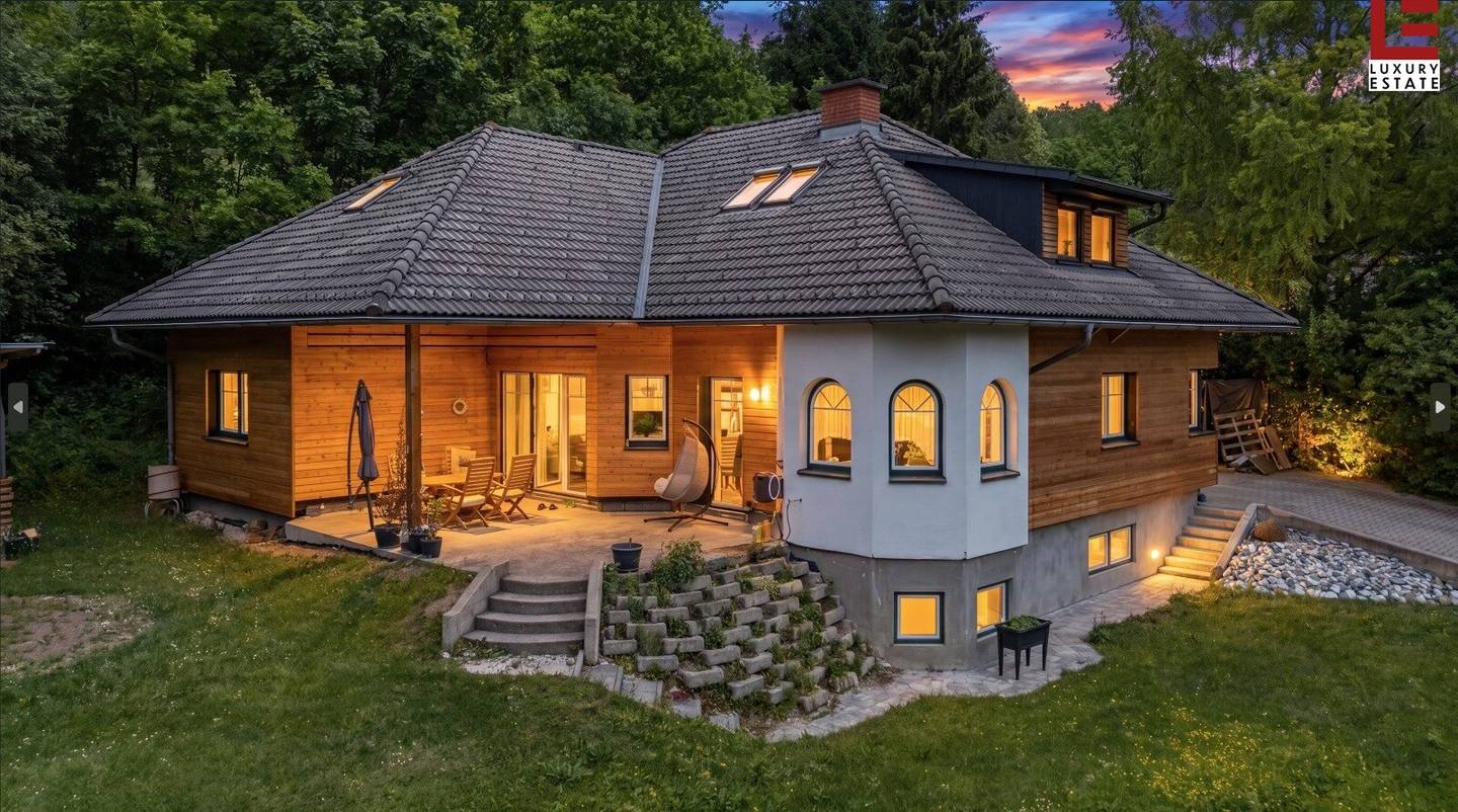 Südkärntner Seengebiet: Großzügiges Panorama-Landhaus in absoluter Ruhelage