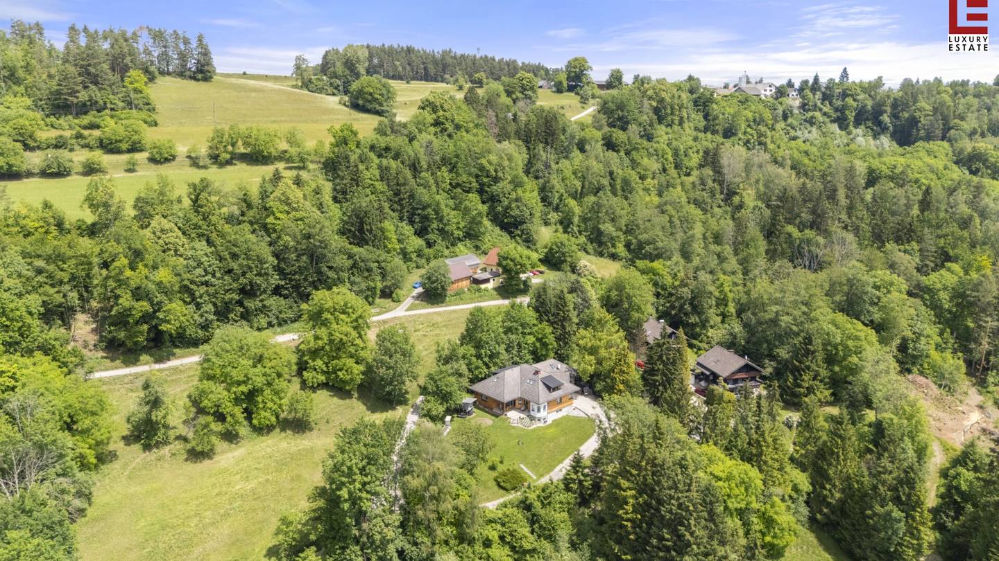Südkärntner Seengebiet: Großzügiges Panorama-Landhaus in absoluter Ruhelage
