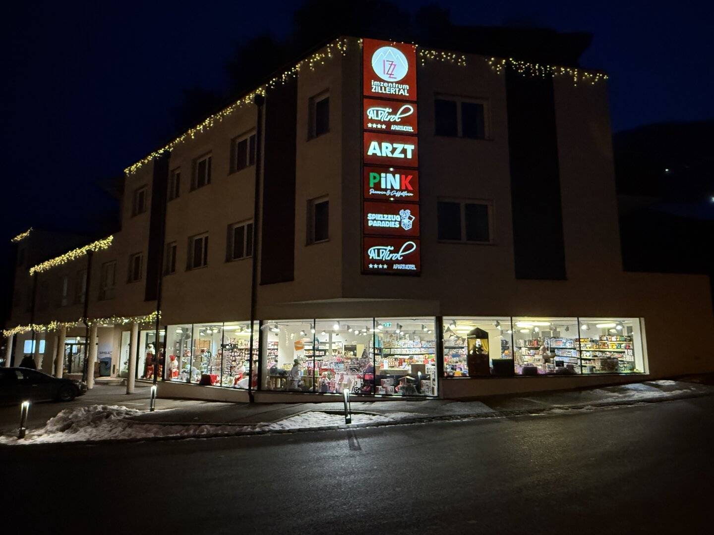Attraktives Geschäftslokal in Kaltenbach in Top-Lage