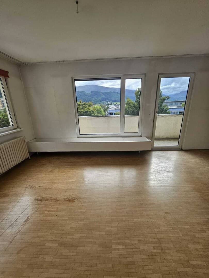Innsbruck Höttinger Au - Familien aufgepasst! Große 5-Zimmer Wohnung mit Weitblick und Potenzial