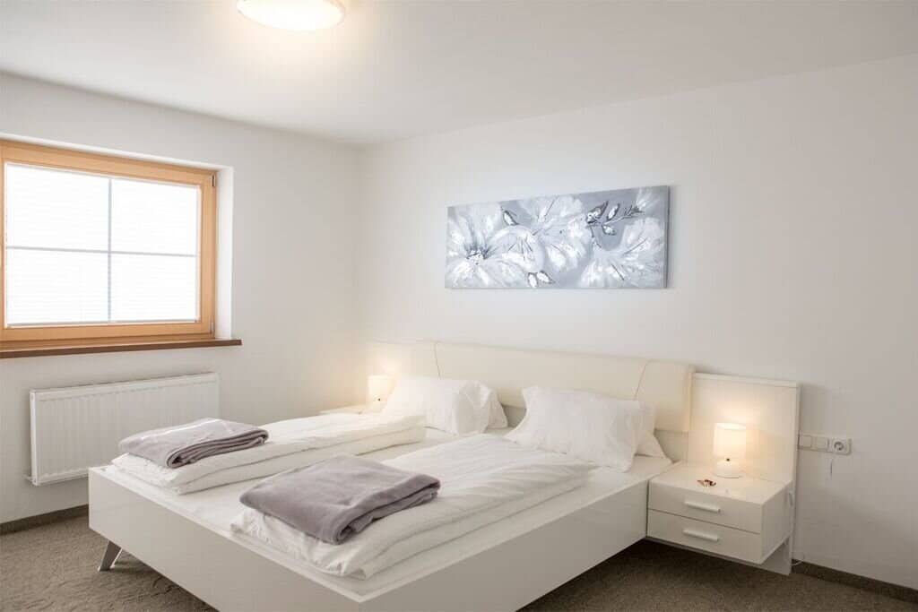 Mayrhofen: 4-Zi.-Wohnung in bester Lage zu verkaufen!